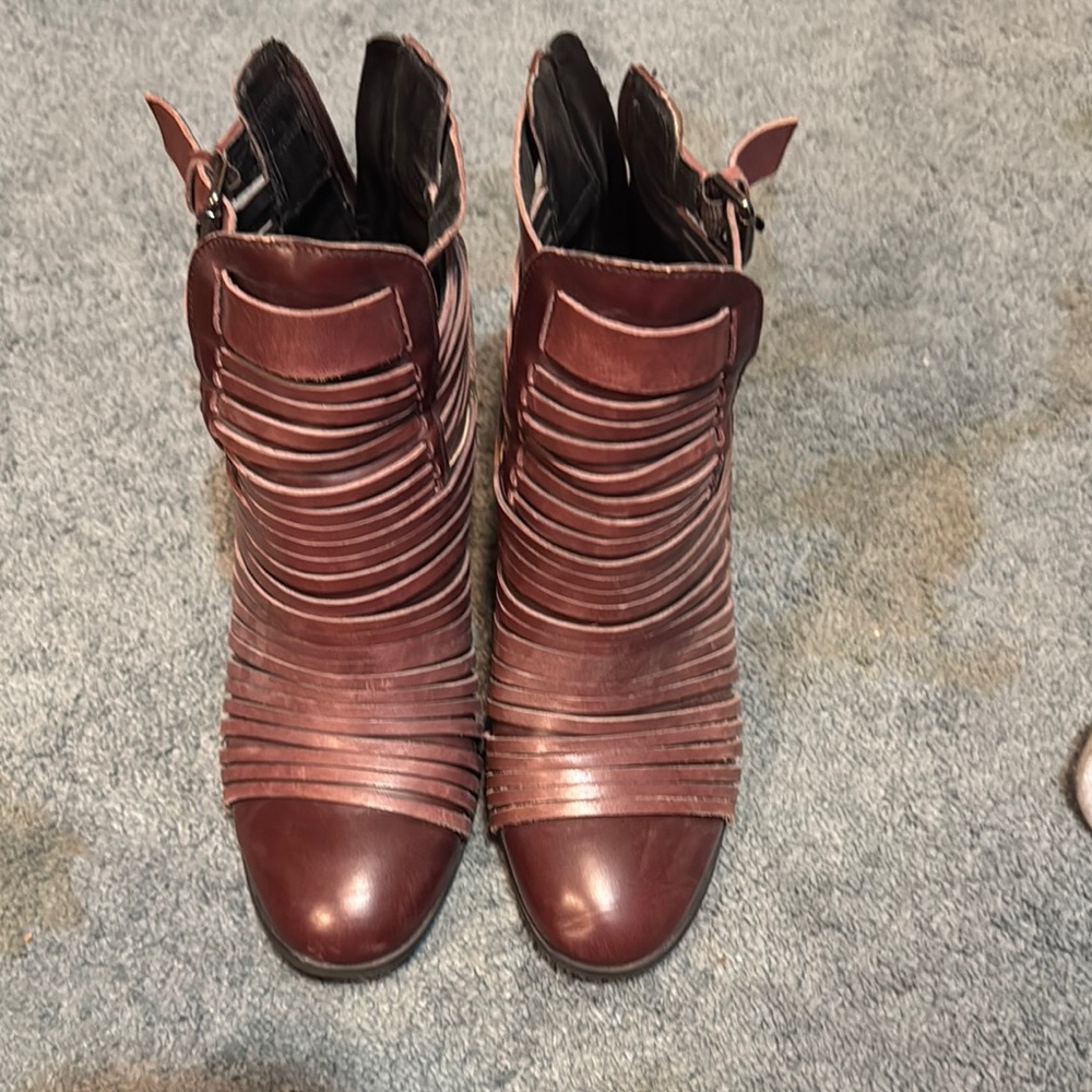 Women's Burgundy Ankle Boots